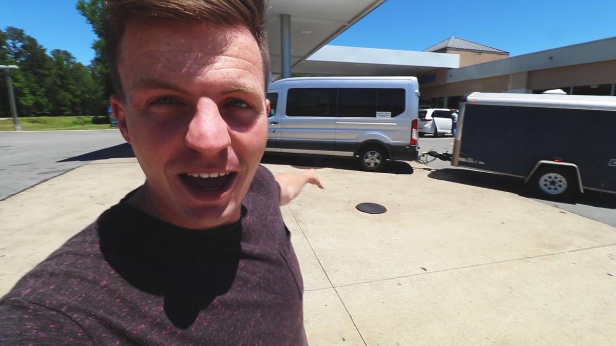 'Video thumbnail for SWEET HOME ALABAMA - Trek America in DEEP SOUTH USA'