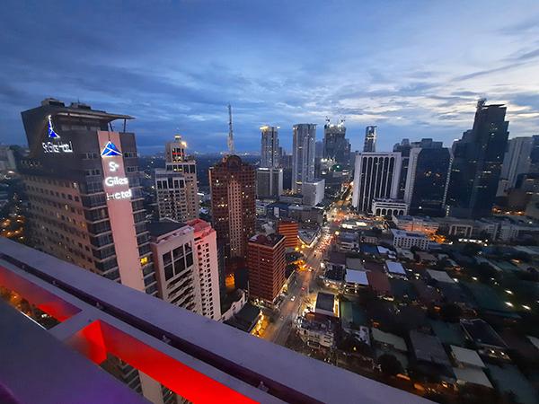 'Video thumbnail for Firefly Roofdeck at City Garden Grand Hotel | Michael's Hut'