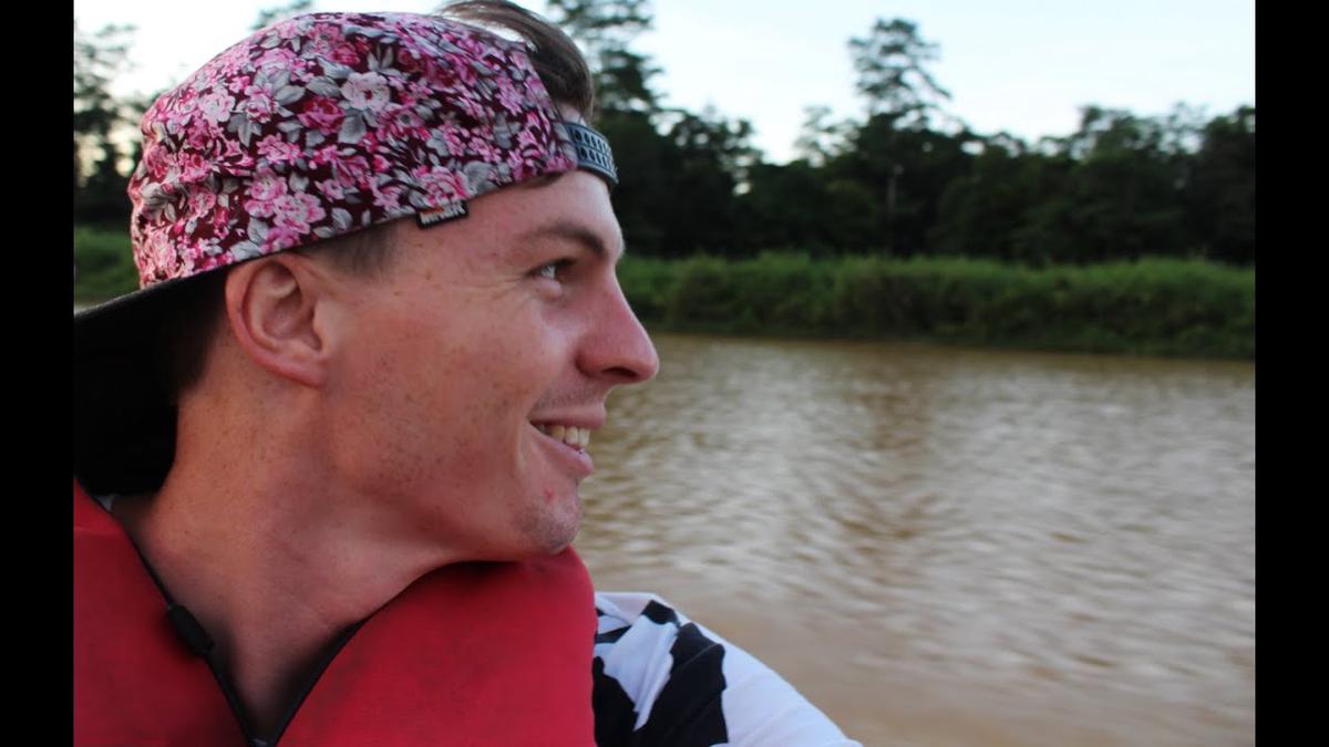 'Video thumbnail for Borneo Jungle River Adventure - WILD ORANGUTANS'